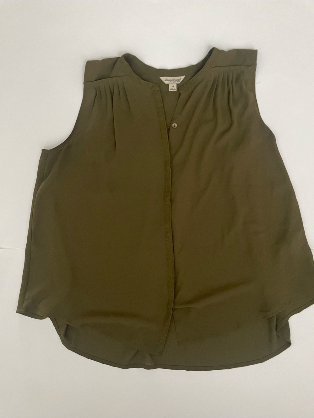 Lucky Brand Olive Green Sleeveless Blouse Size M Pleated Boho Top